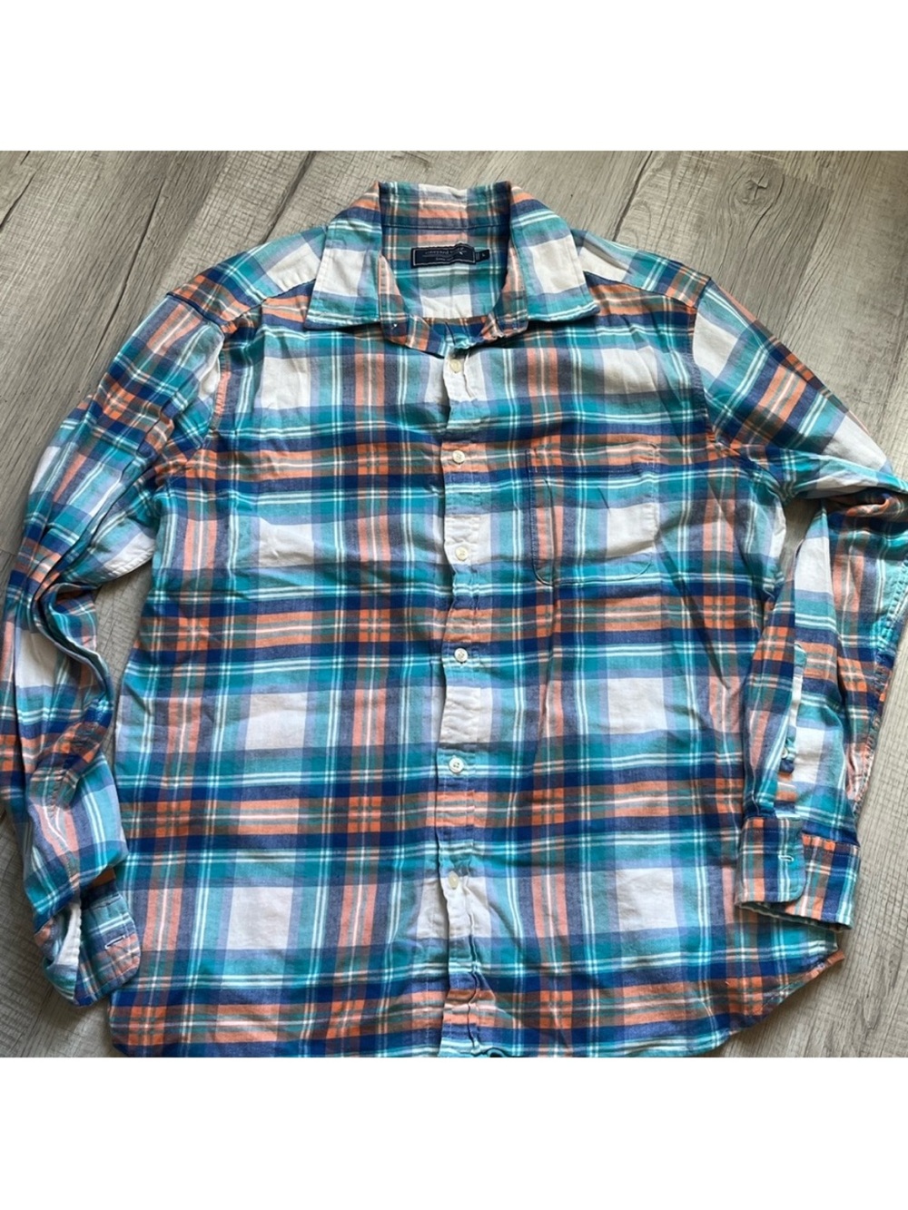 Vineyard Vines plaid button down shirt